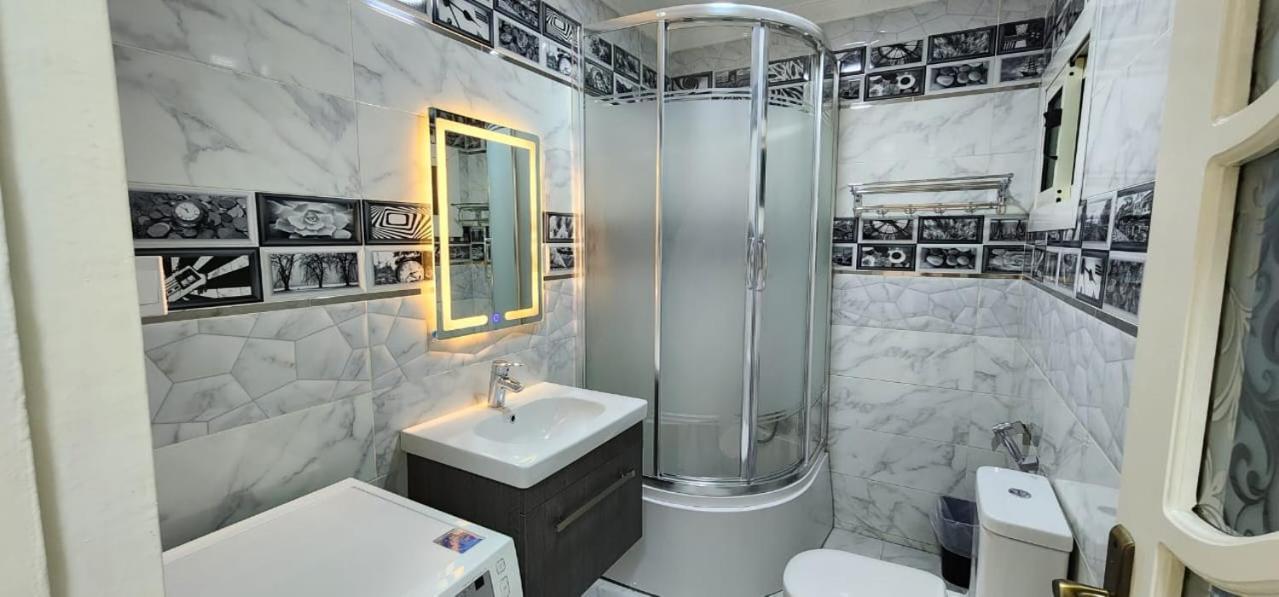 Luxury Near Airport Apartment