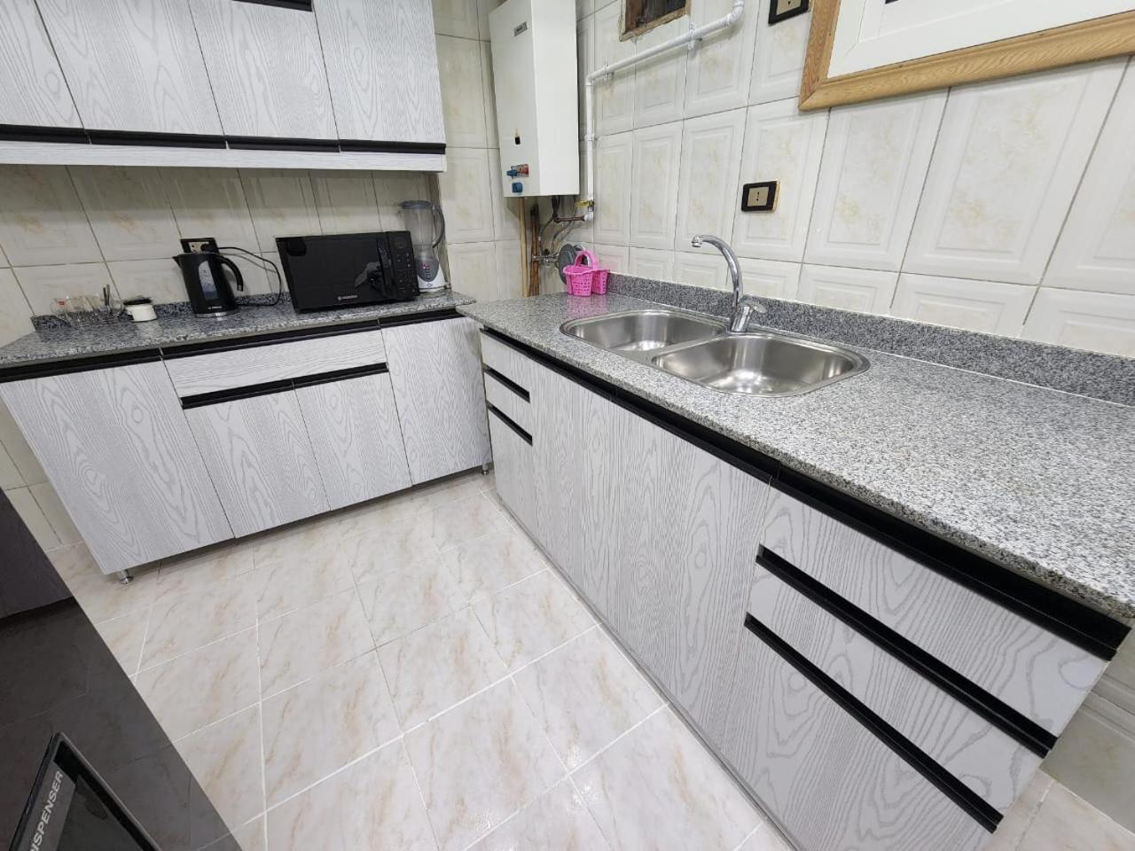 Luxury Near Airport * Cairo