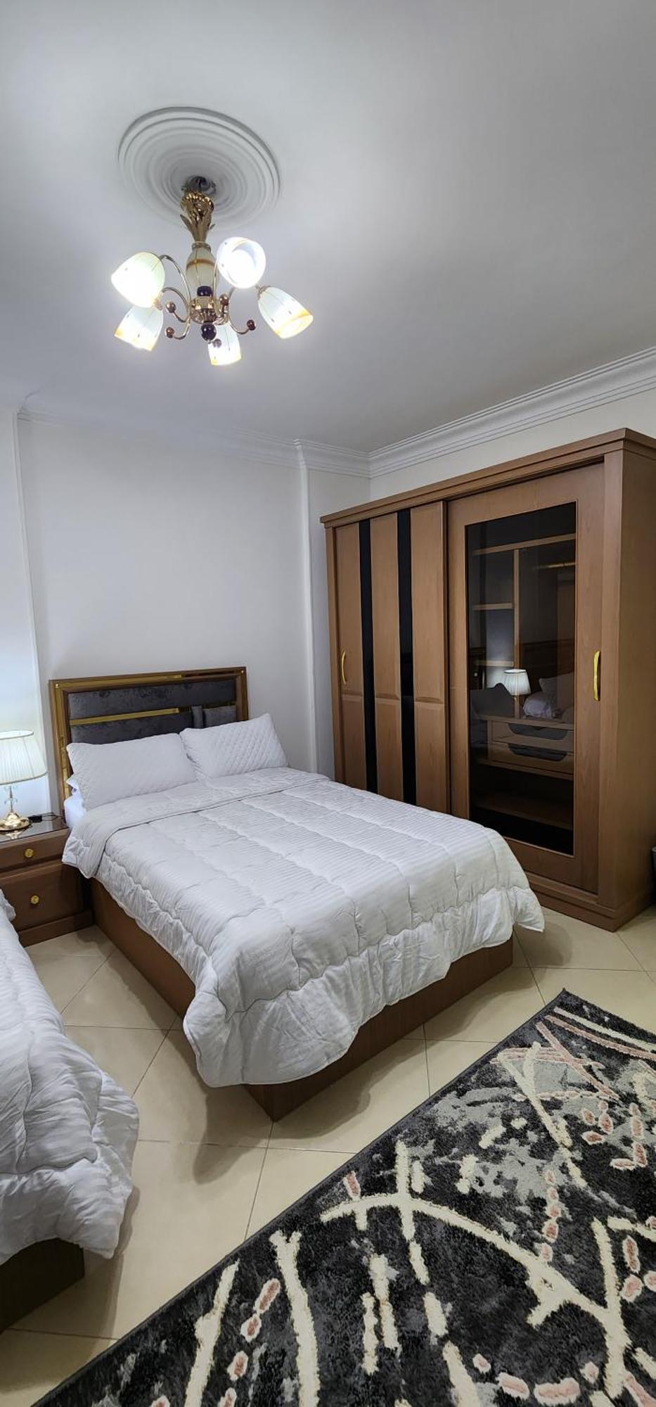 Luxury Near Airport Apartment *